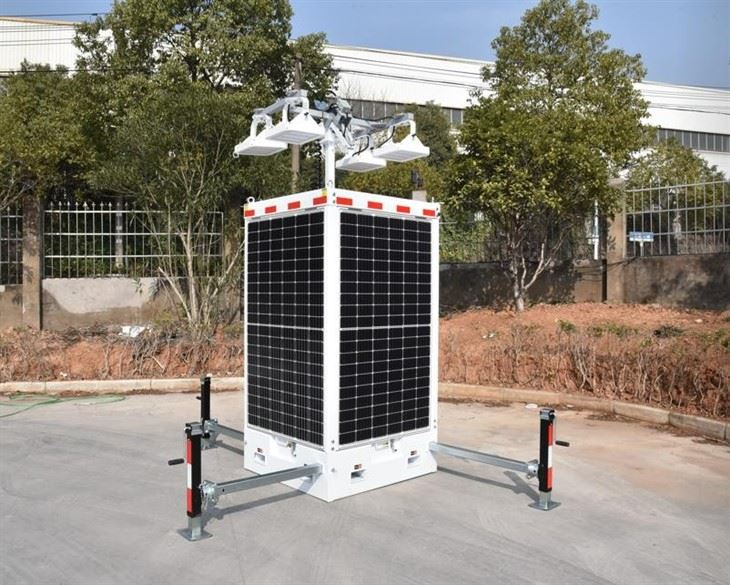 Cube Solar Light Tower 600W
